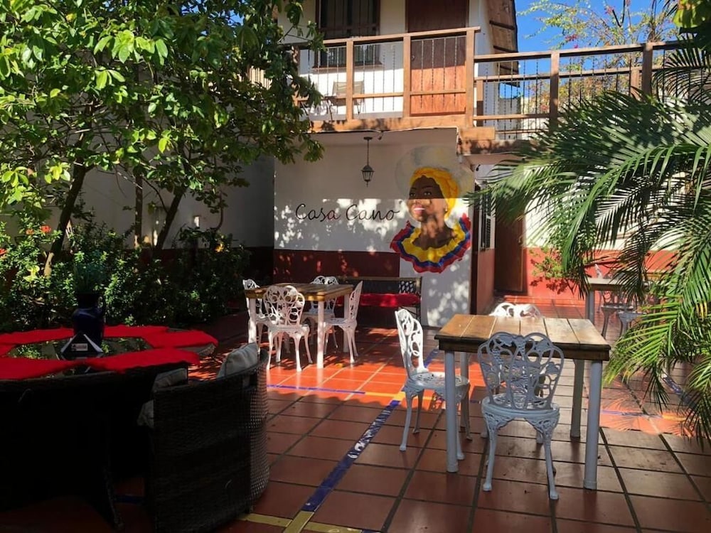 Hotel Ayenda Casa Cano 1805 27/33