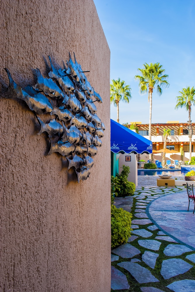 Los Patios Hotel 10/57