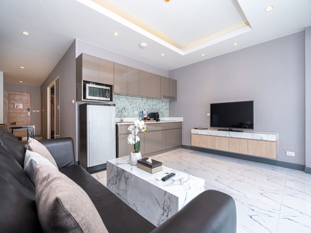 Patong Bay Residence 40/48