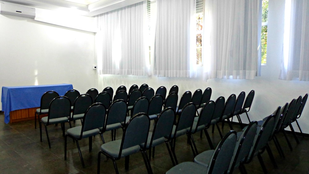 Foz Presidente Comfort Hotel 50/61
