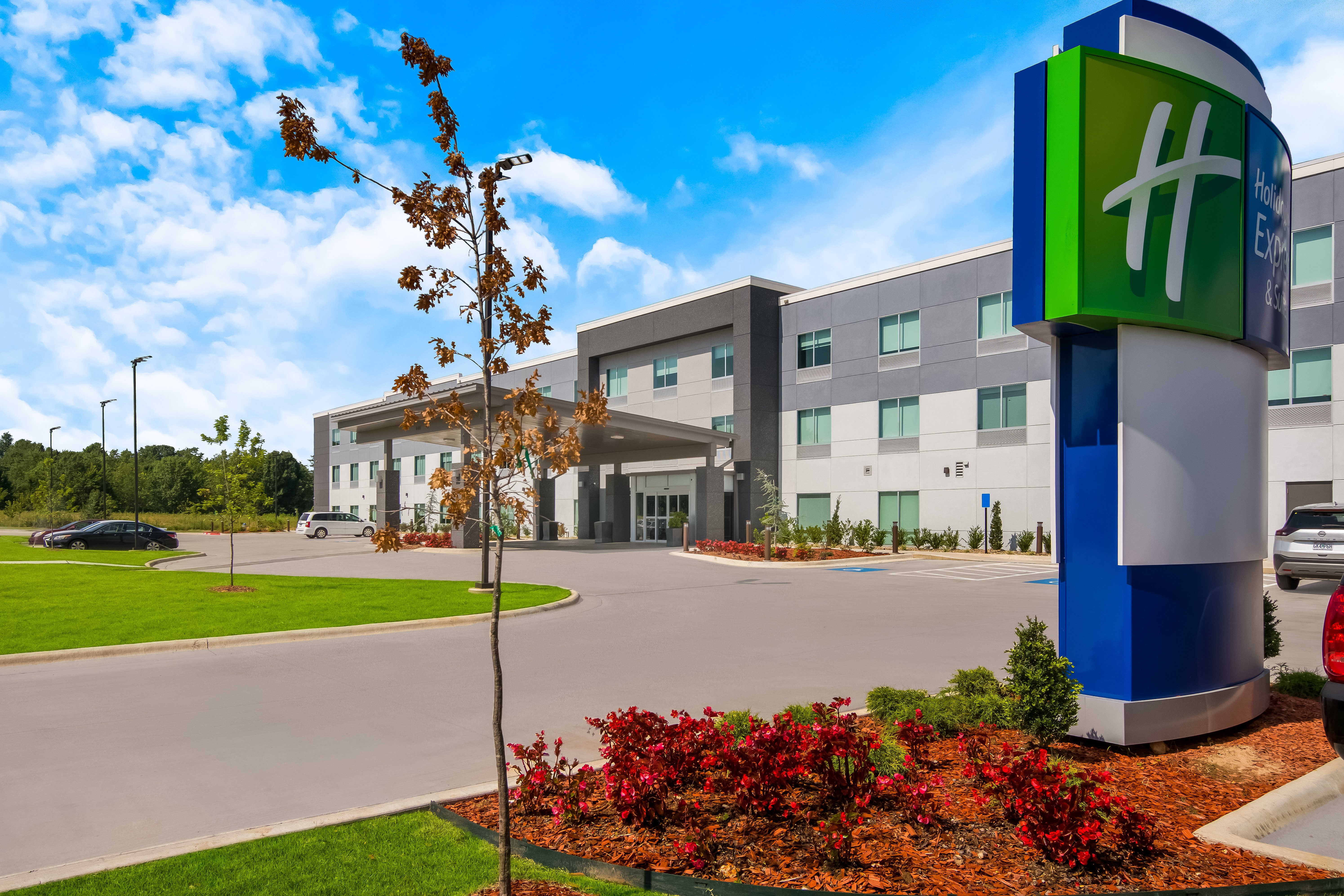 Holiday Inn Express & Suites Springdale - Fayetteville Area 53/58