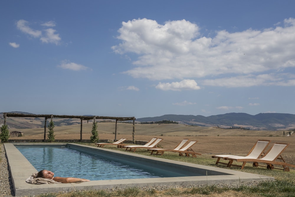 LOCANDA IN TUSCANY 42/50
