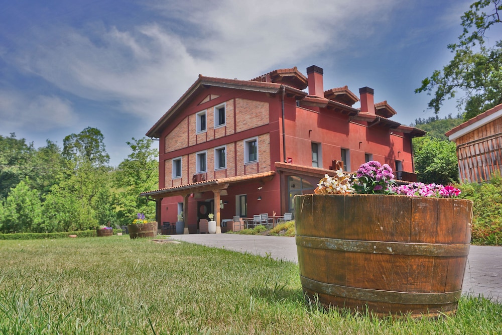 Hotel Sagarlore 3/59