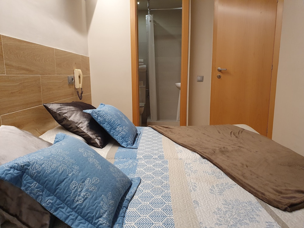 Hostal Sant Ramon 12/28