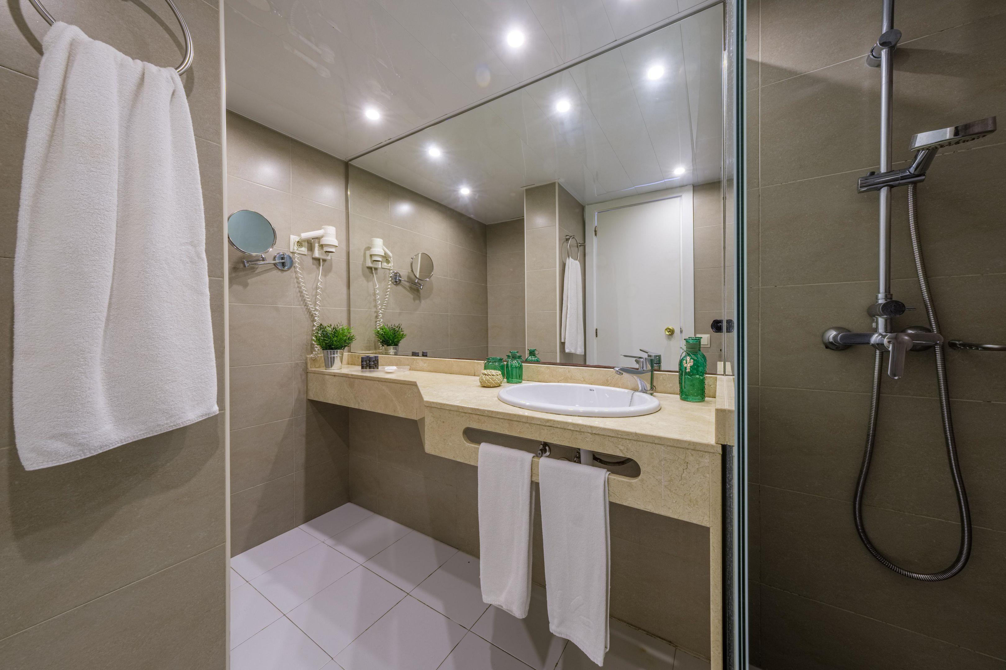 Estival Park Apartments 66/70