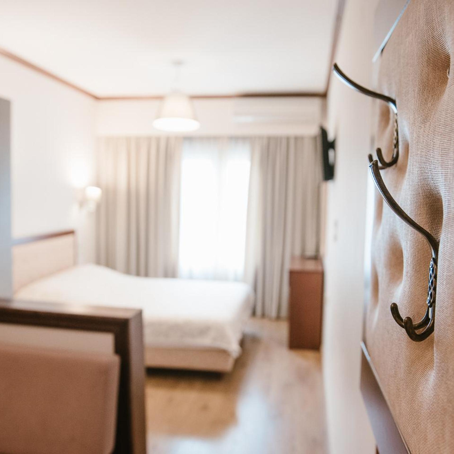 Suite, Attic