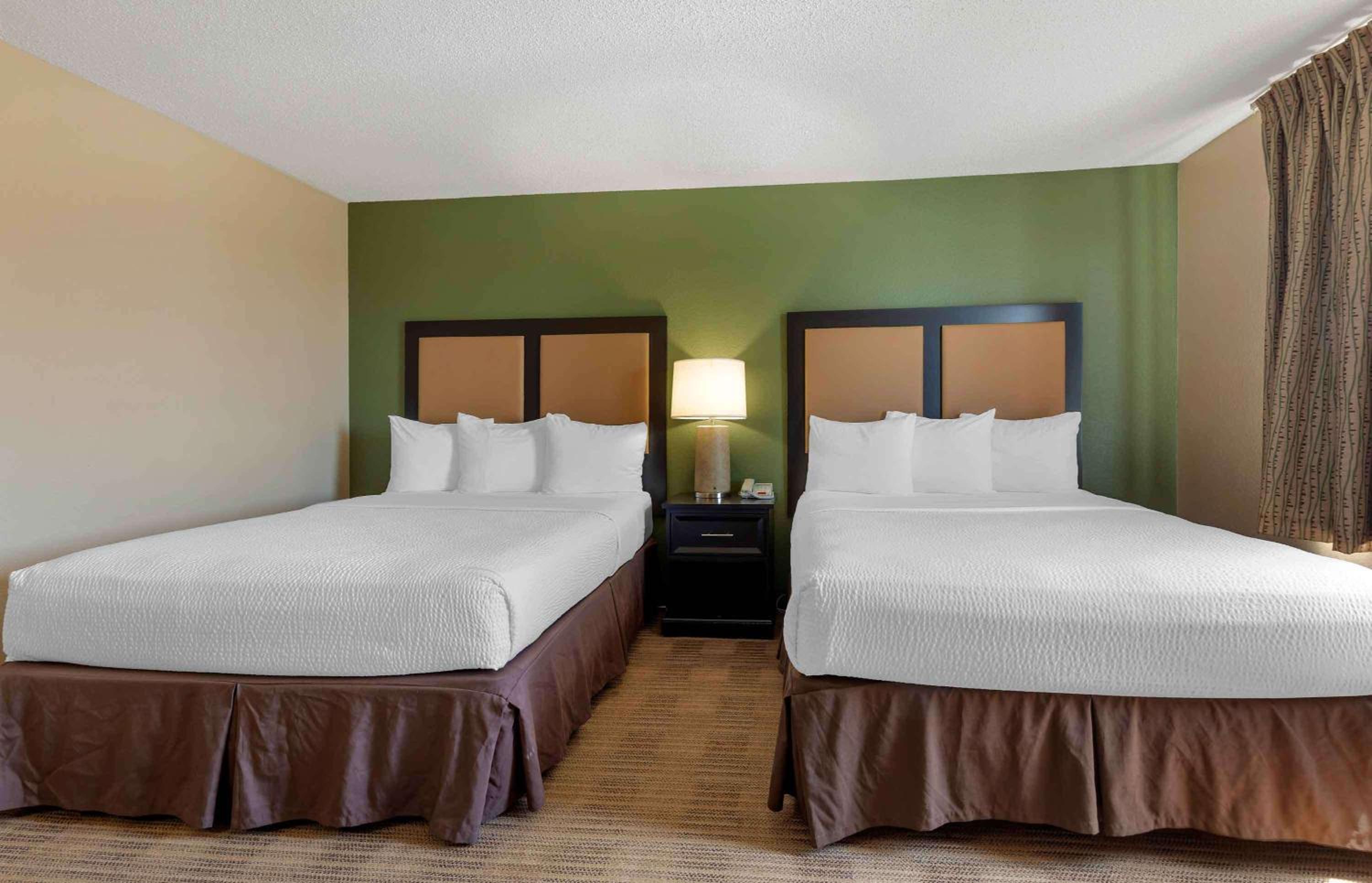 Deluxe, Studio, 2 Queen Beds