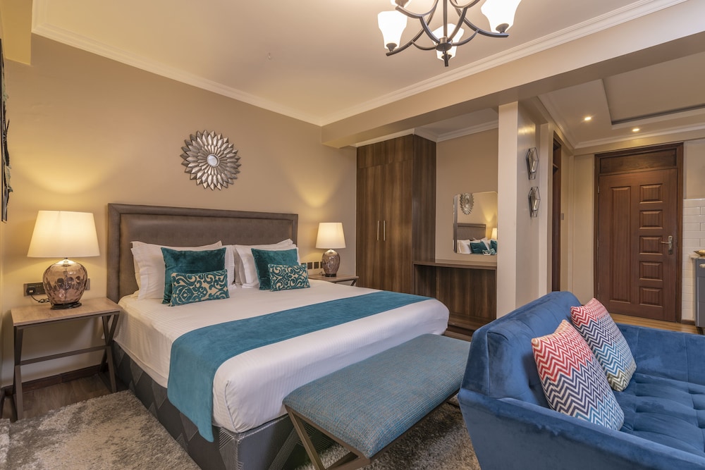Fair Acres Boutique Hotel 26/71