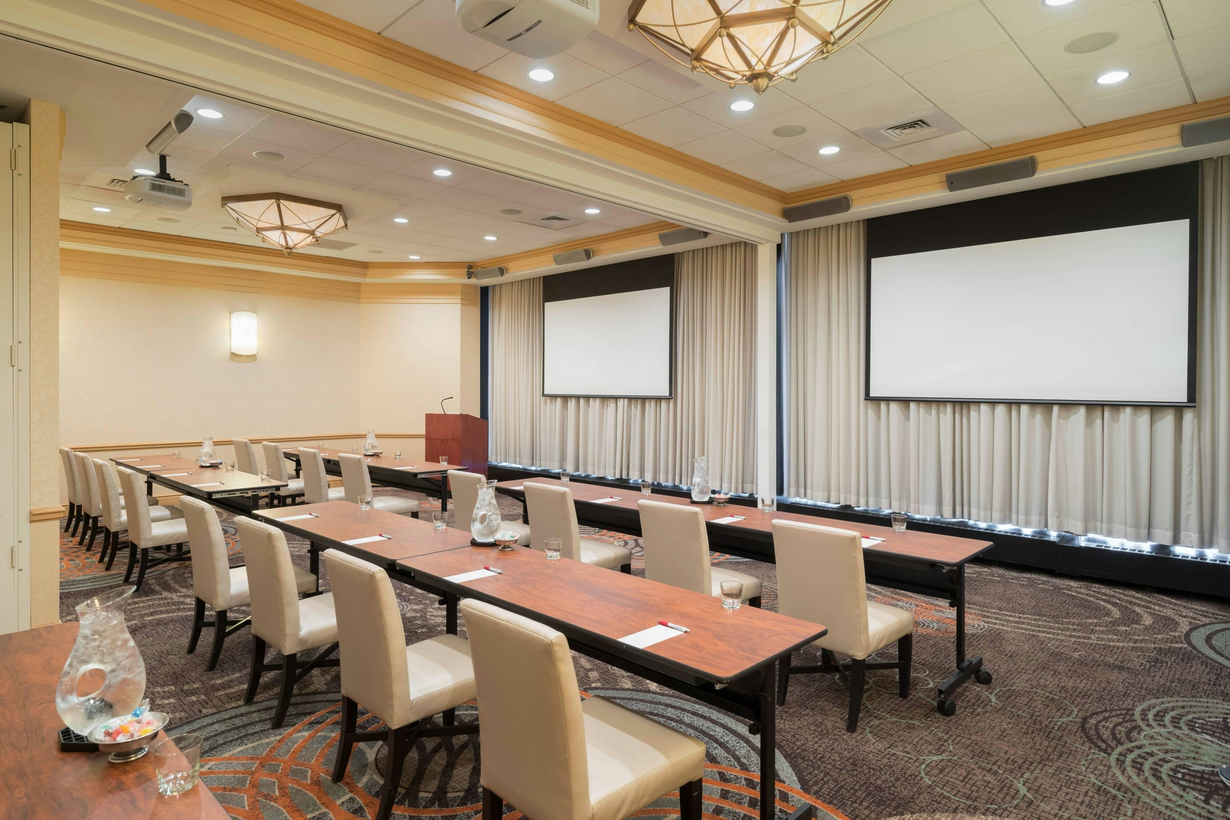 Marriott Pittsburgh City Center Hotel 45/53