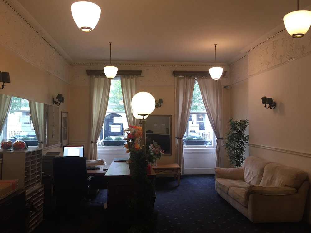 Thanet Hotel Annex 33/46