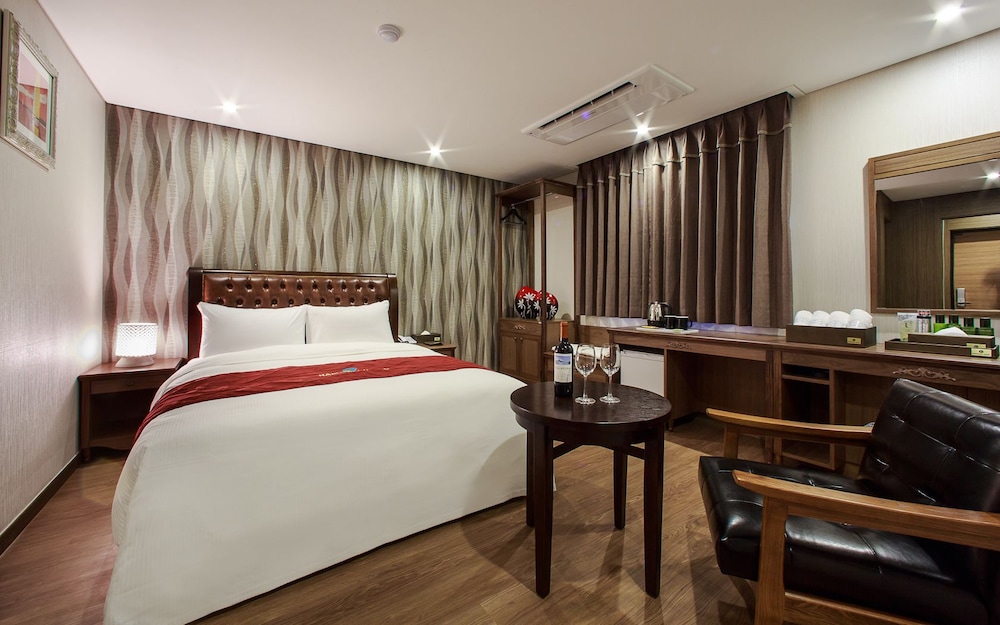 Harmony Hotel 17/55