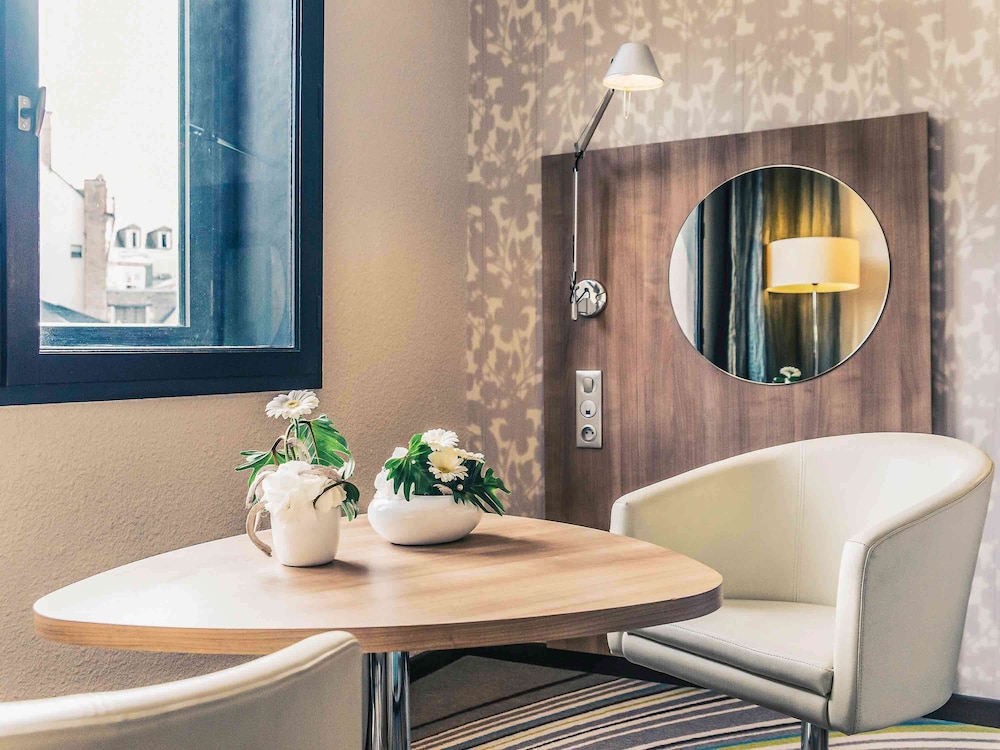 Mercure Angers Centre De Congres 49/65