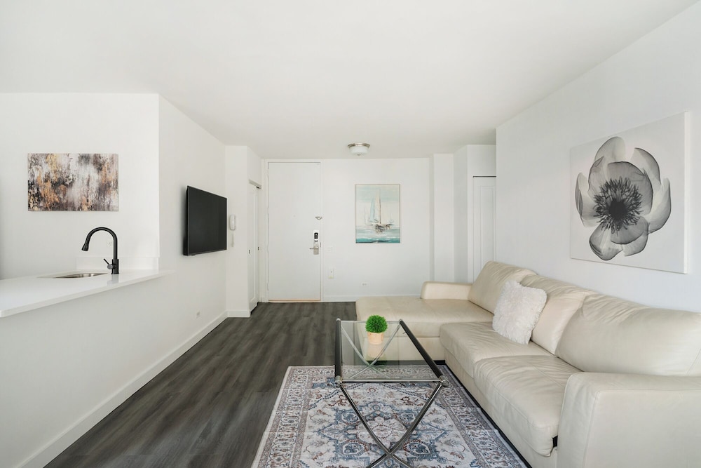 NYC Luxe Rentals 30/50