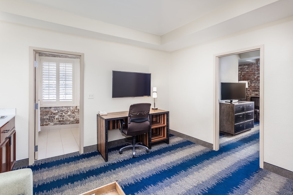The Mercantile Hotel 44/55