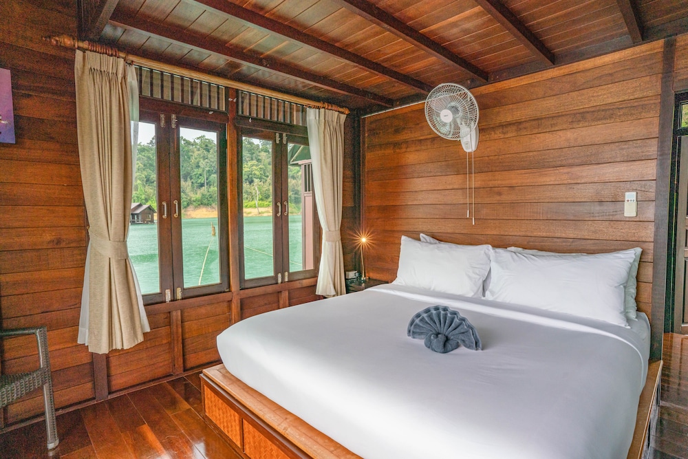 500 Rai Khao Sok Floating Resort 12/68