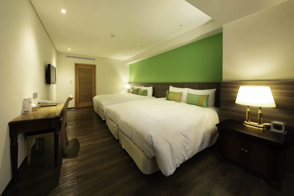 Green World Triple Beds 12/62