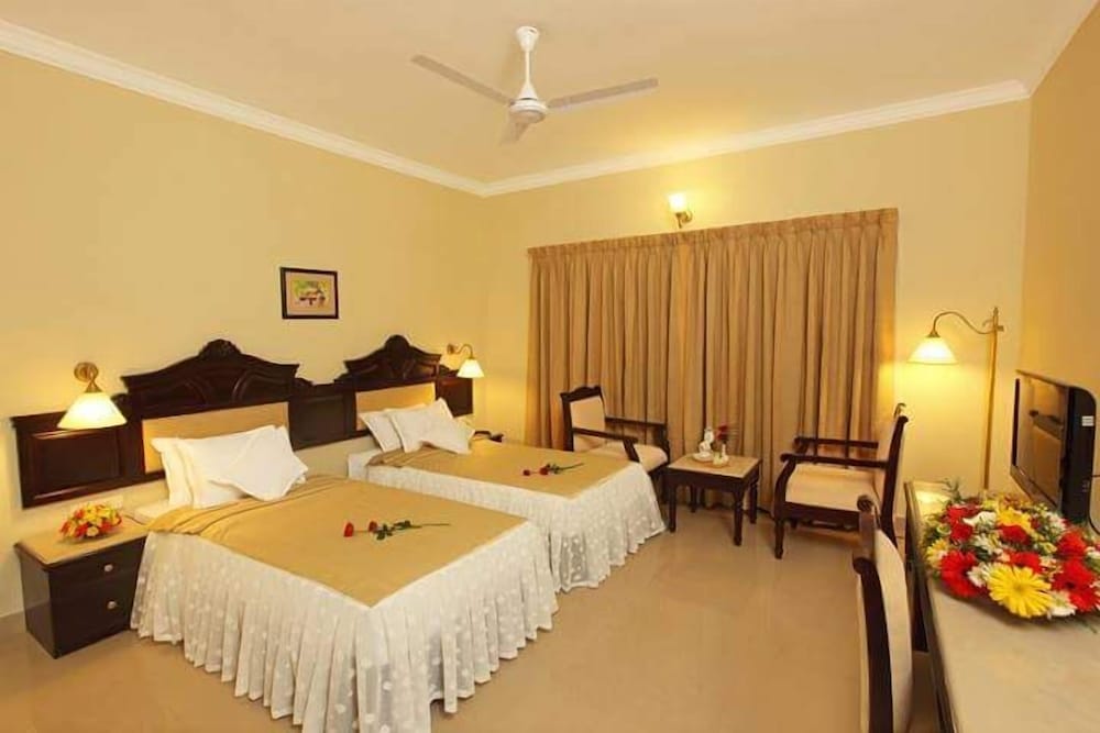 DELUXE, DOUBLE BED