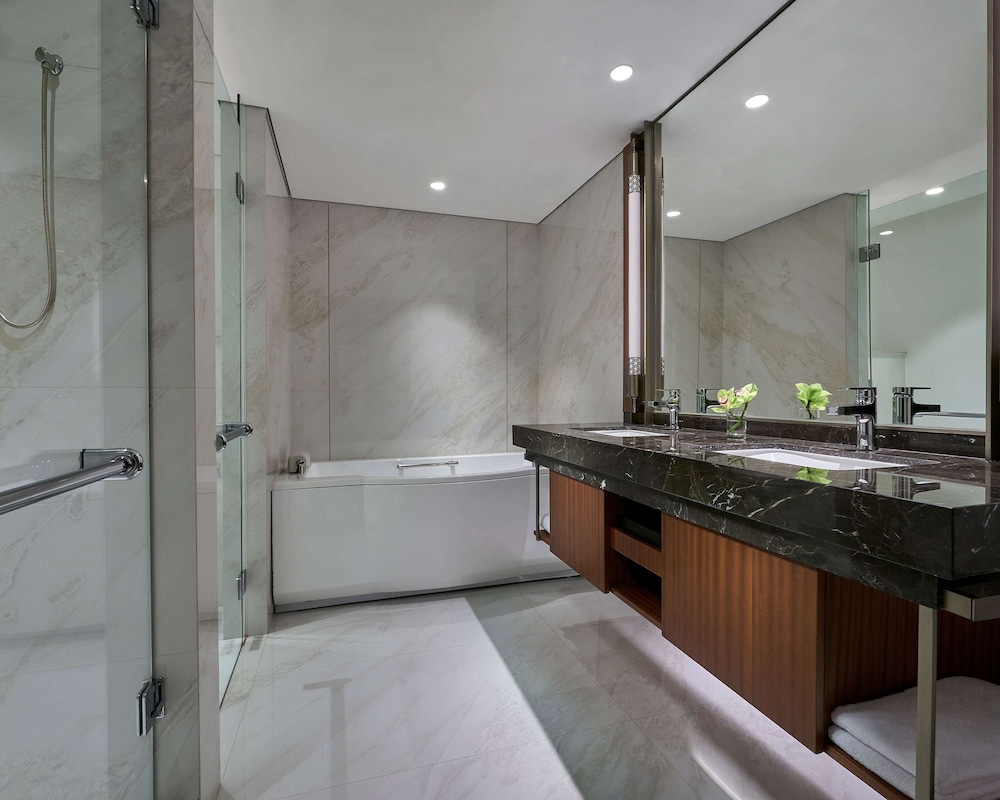 GRAND HYATT JAKARTA 77/77