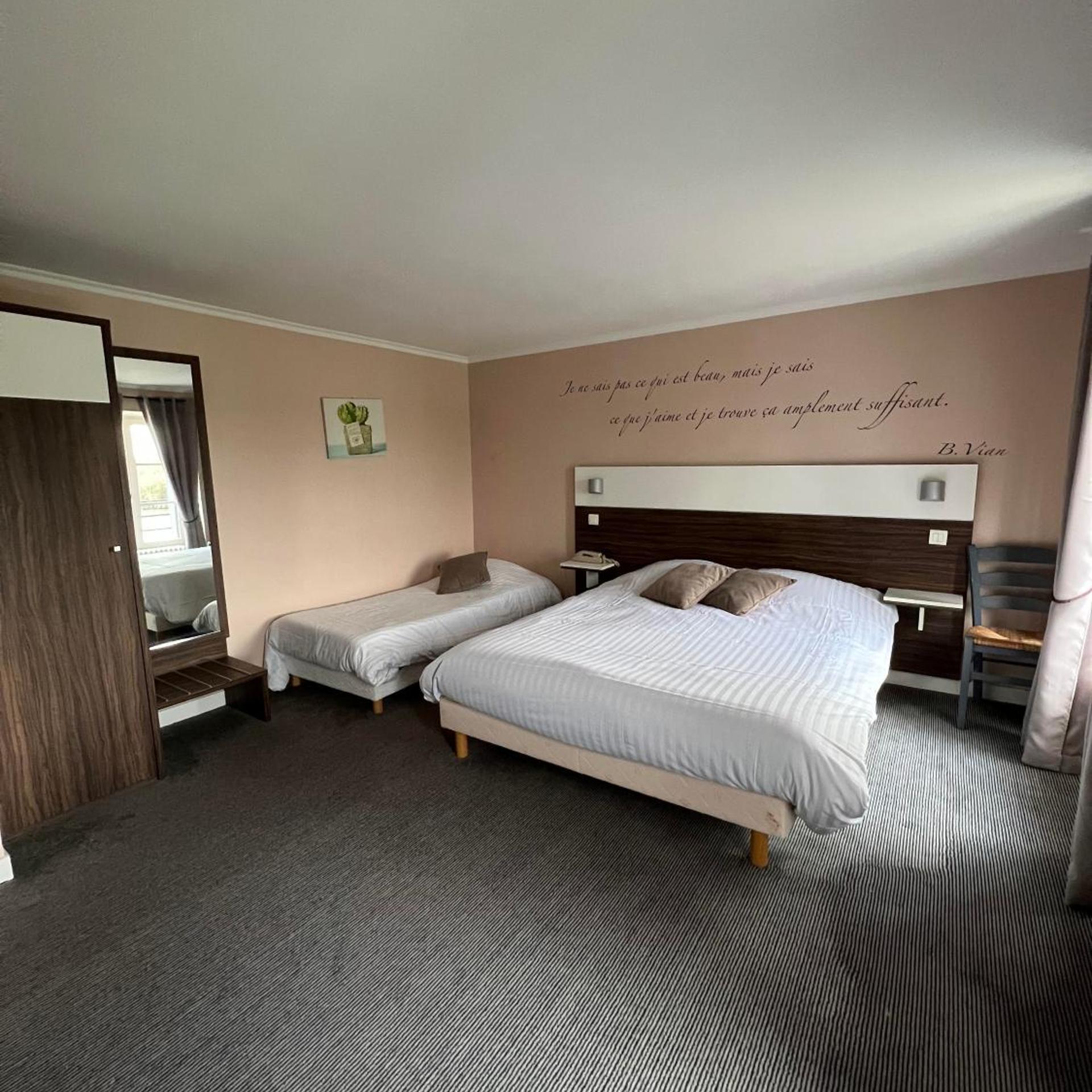 Hotel Les Bords de Seine 8/29
