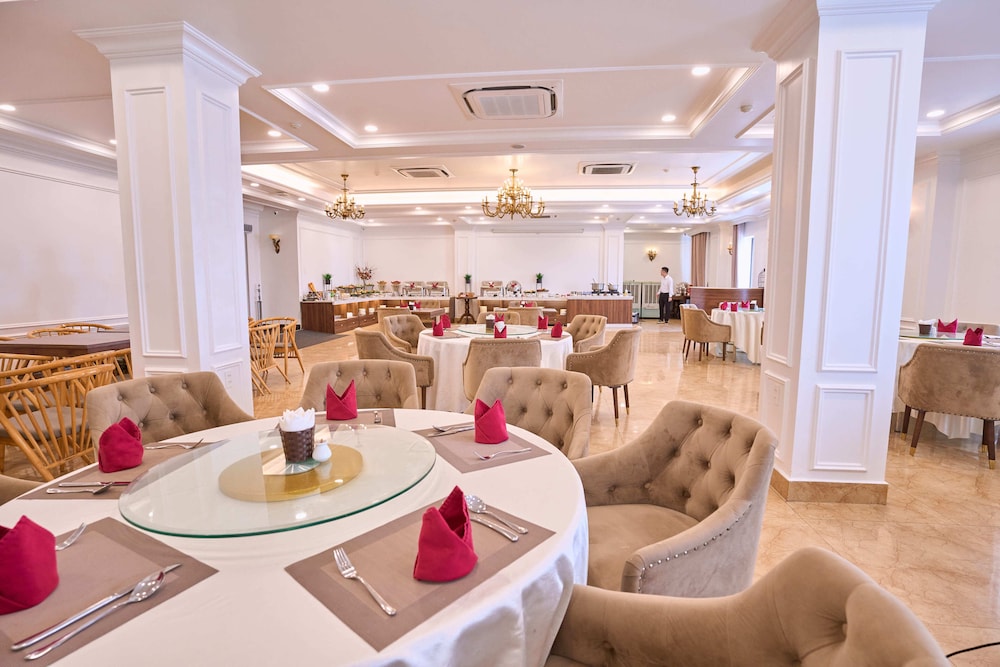 Viet 4 Seasons Hotel 36/50