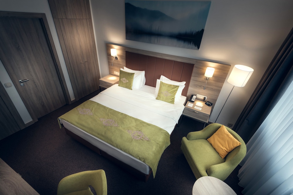 Wyndham Garden Astana 24/75