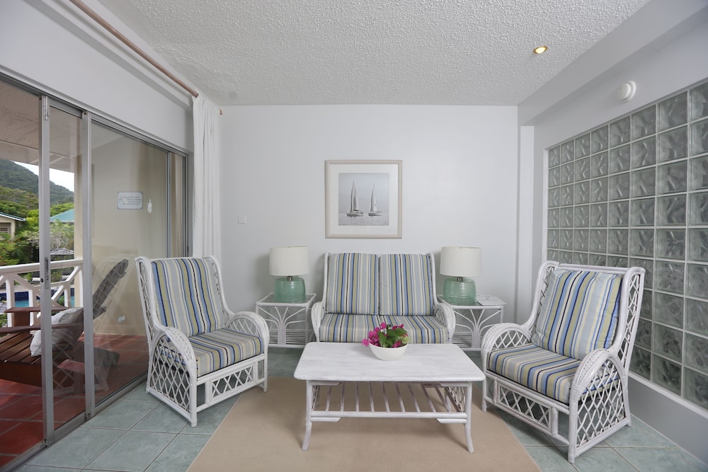 Harmony Suites 32/64