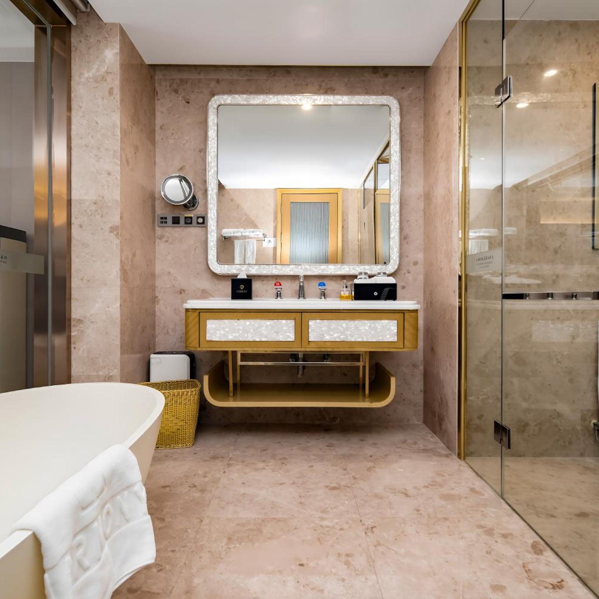 Harmony Hotel Shenzhen 57/82
