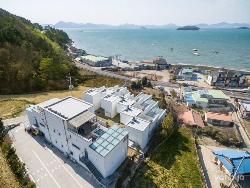 Yeosu Calma Pool Villa 6/78