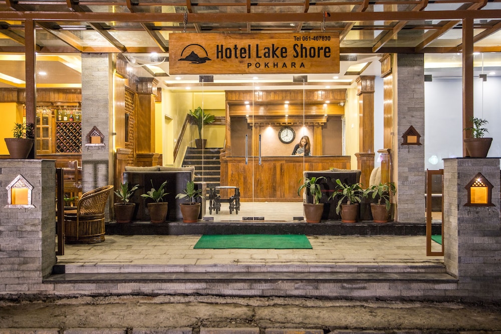 Lake Shore酒店& Restaurant(Lake Shore Hotel & Restaurant) 图片3