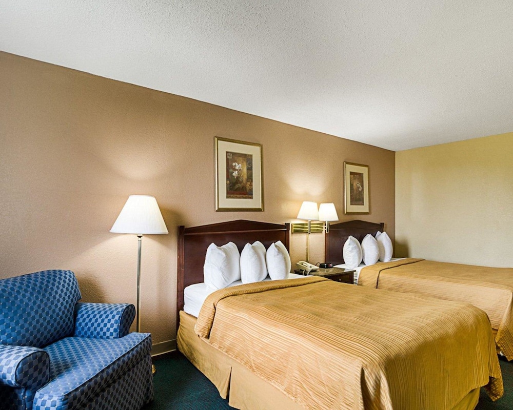 Quality Inn Shenandoah Valley 15/28