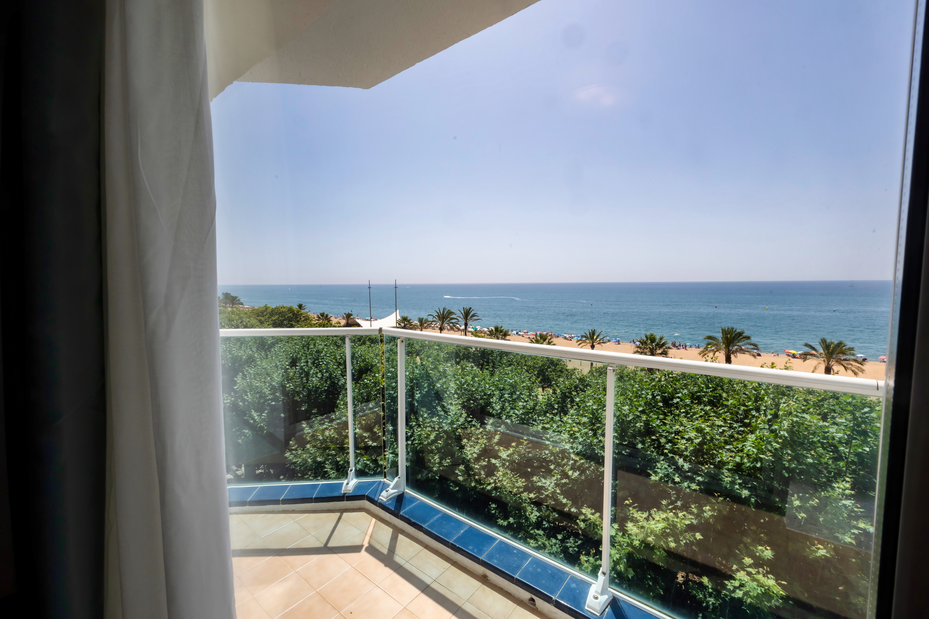 Hotel Calella by Beatriz Hoteles 34/40