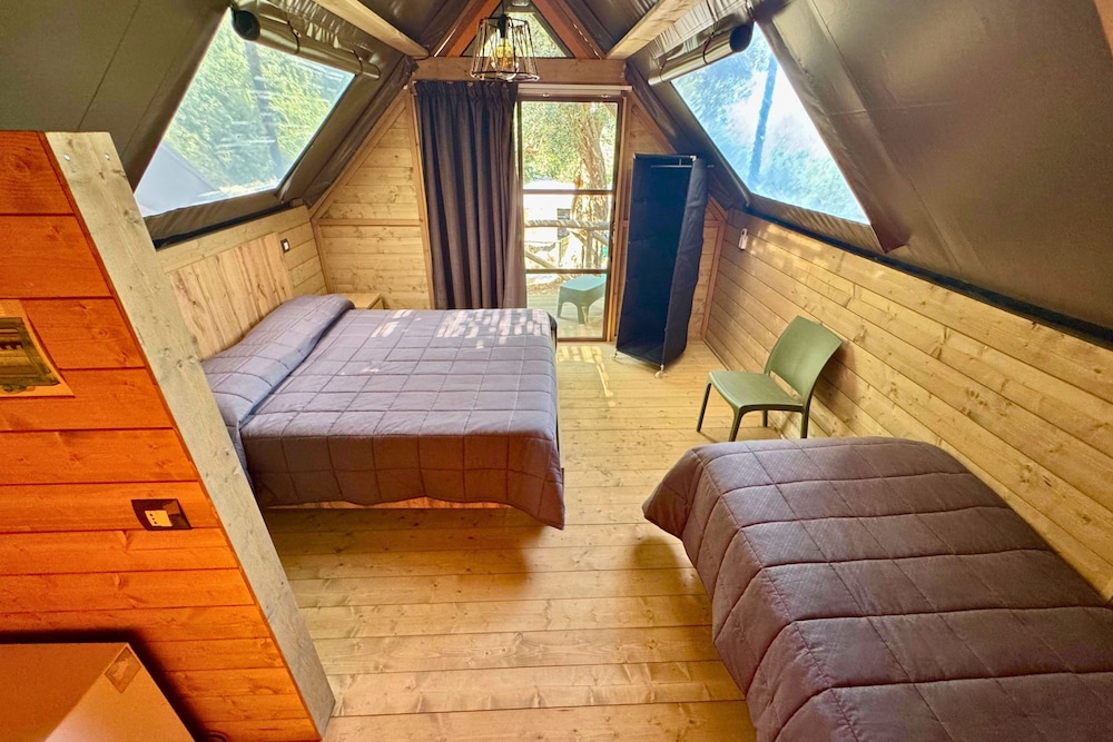 Santa Fortunata Village Camping 63/85