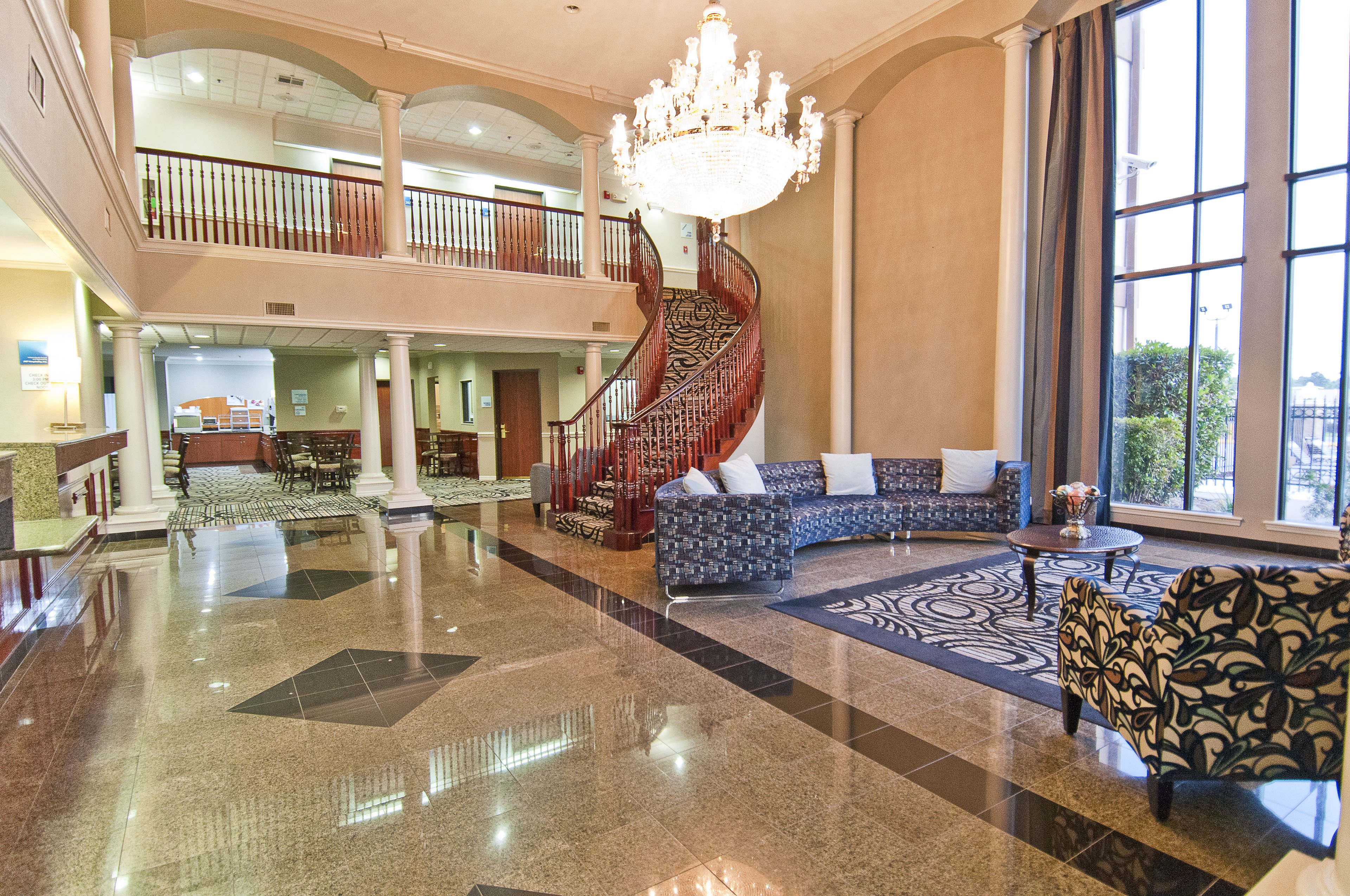 Holiday Inn Express Hotel And Suites Lake Charles 12/58
