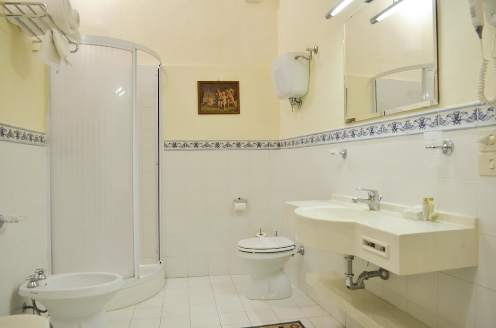 Piccolo Hotel Cortona 46/48