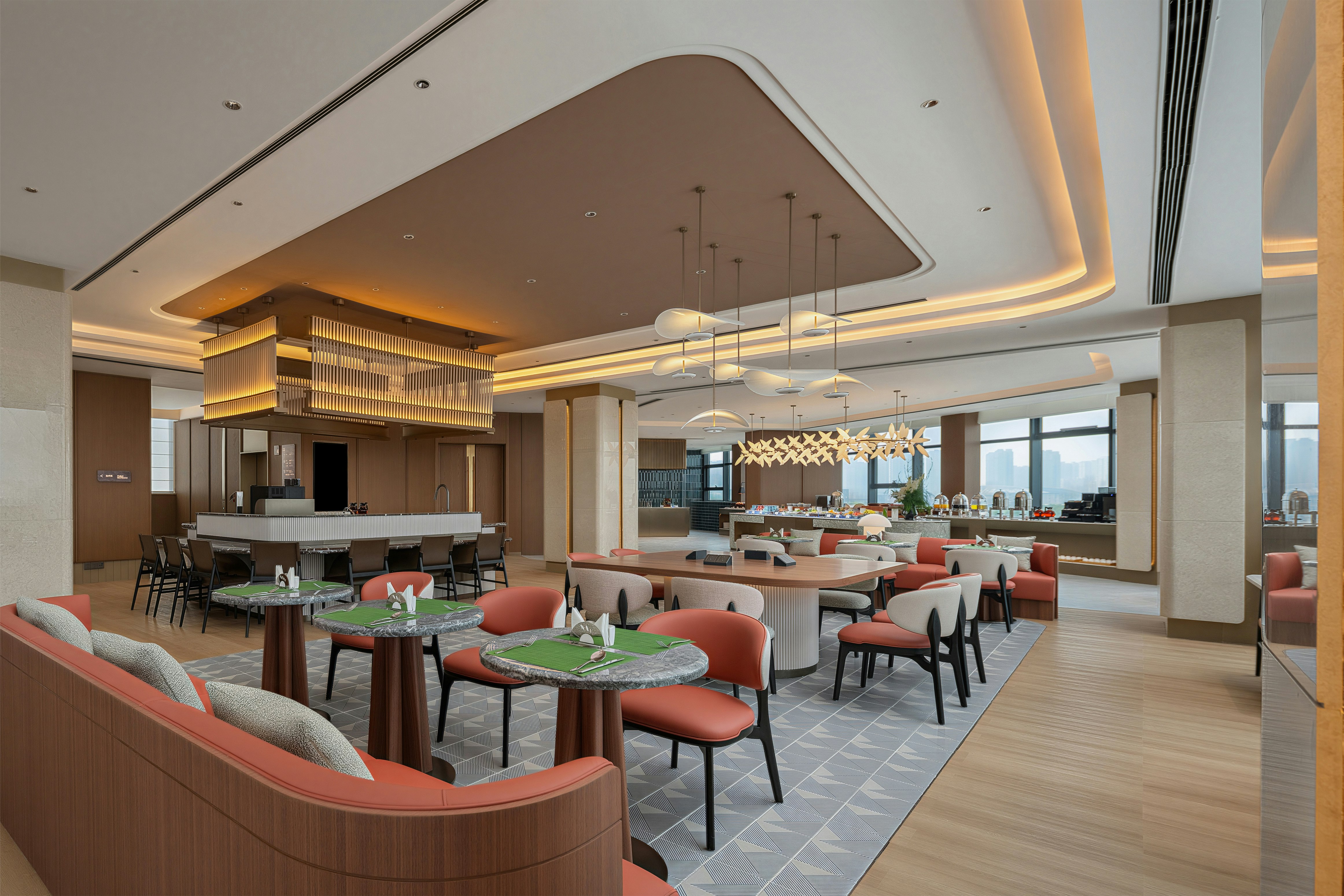 Hilton Garden Inn Jingzhou Shashi 46/56