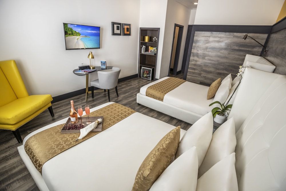 Catalina Hotel & Beach Club 29/70