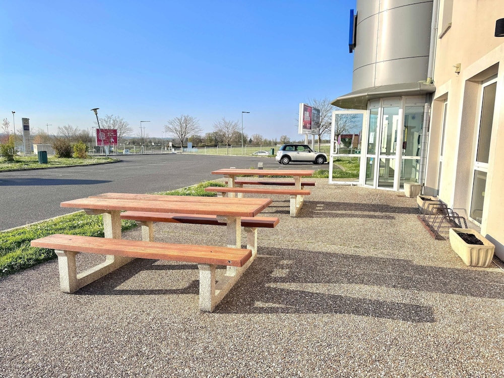 Ibis Budget Cosne Sur Loire 46/51