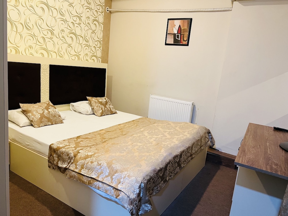 Khaghani Center Hotel 10/49