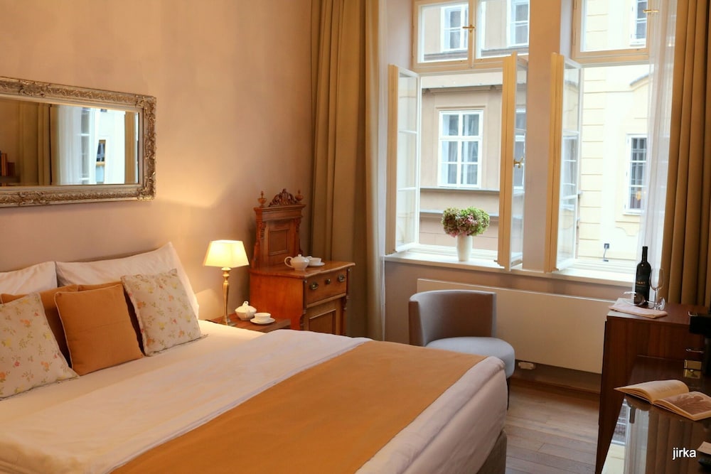 Hotel Golden Key Prague 33/79