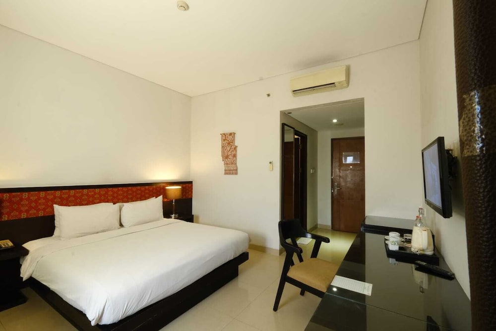 Hotel Surya Yudha Purwokerto (Ex. Hotel Santika Purwokerto) 10/35
