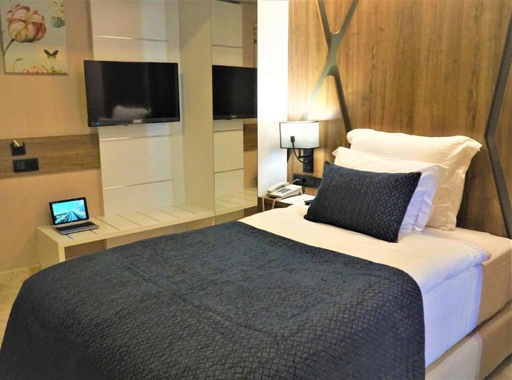 Extenso Hotel 10/47