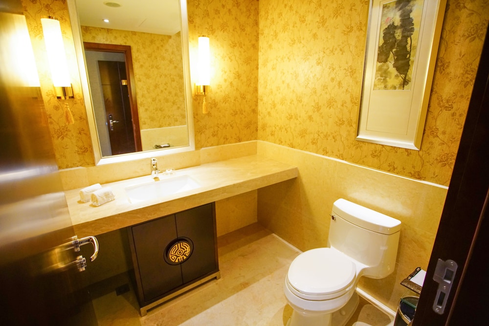 Grand Soluxe International 28/31