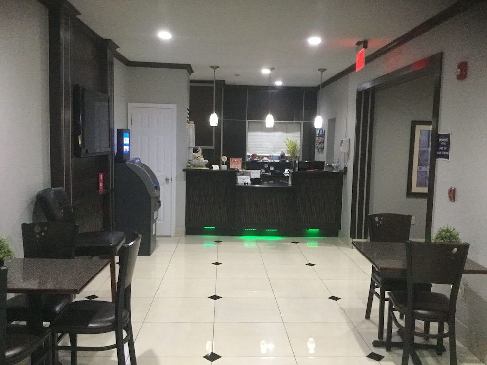 Muskogee Inn And Suites 5/30