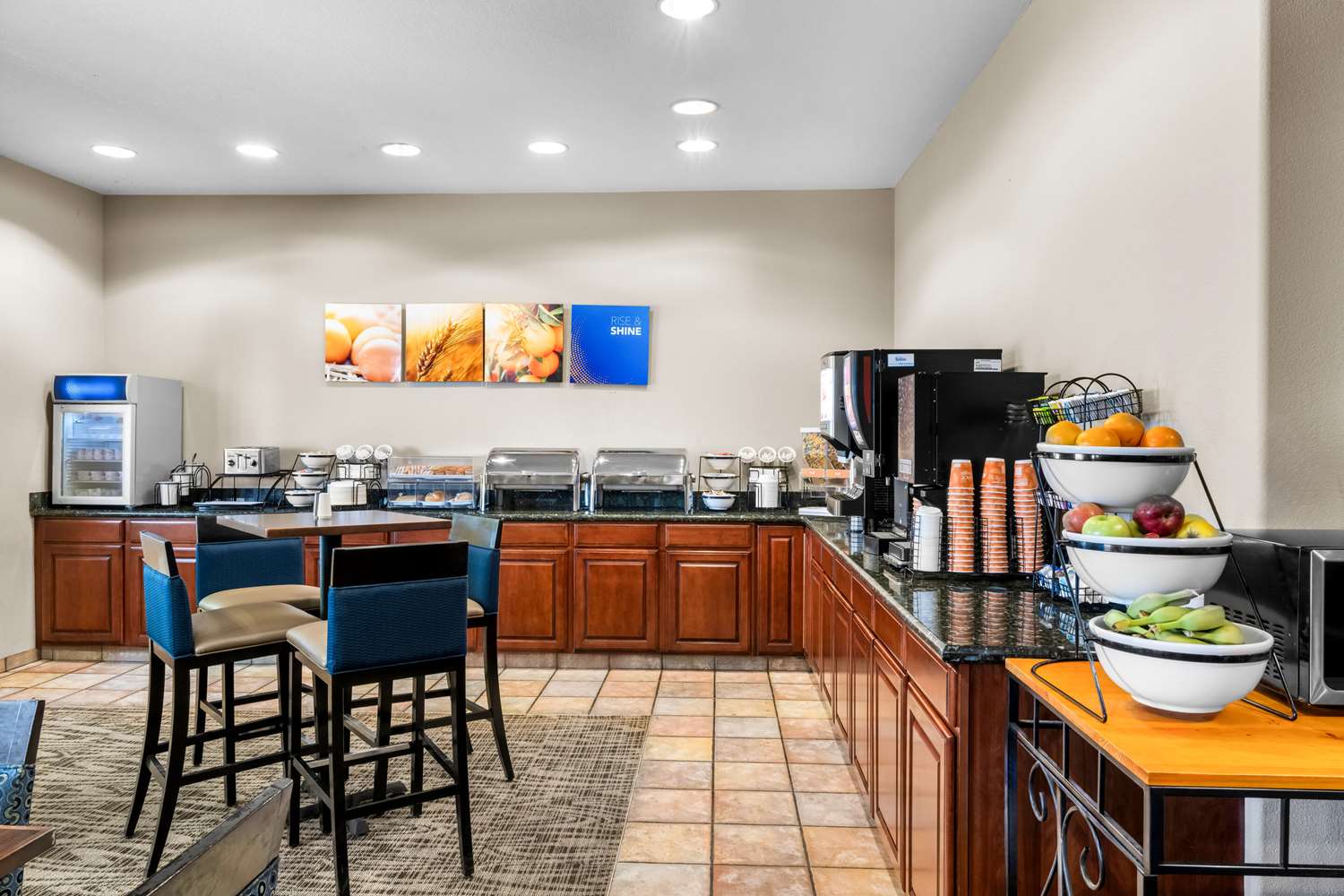 Comfort Inn and Suites Riverton 37/46