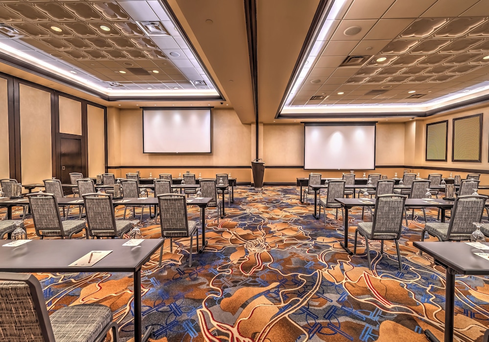 Atlantis Casino Resort Spa Reno 34/46