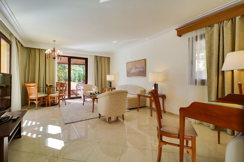 Aegean Melathron Thalasso Spa Hotel 57/81