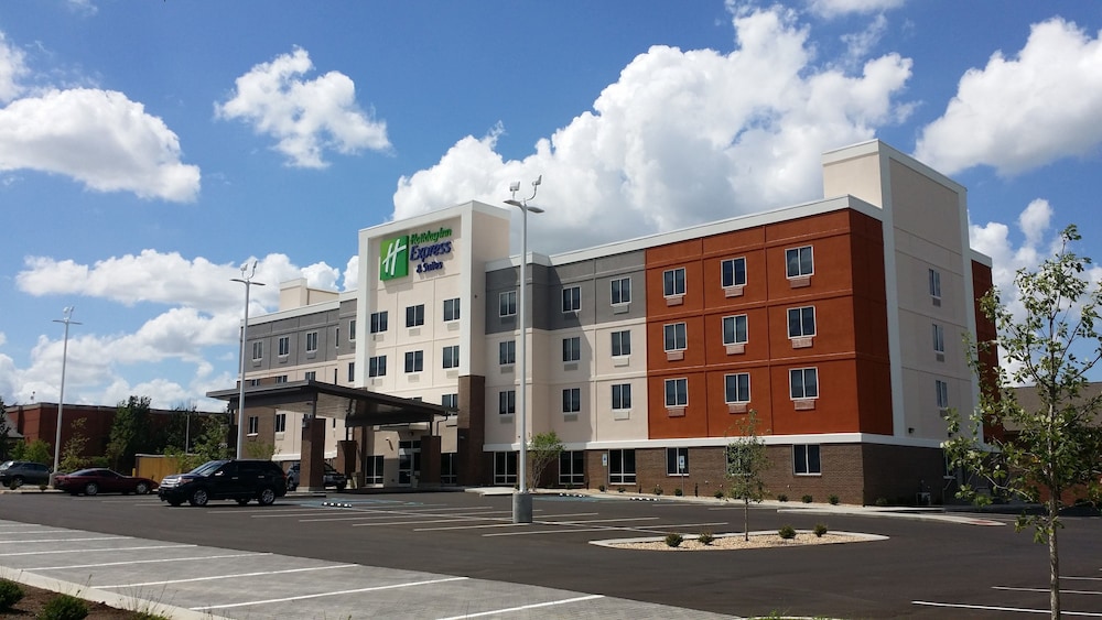 Holiday Inn Express & Suites Lexington - Hamburg Area 5/47