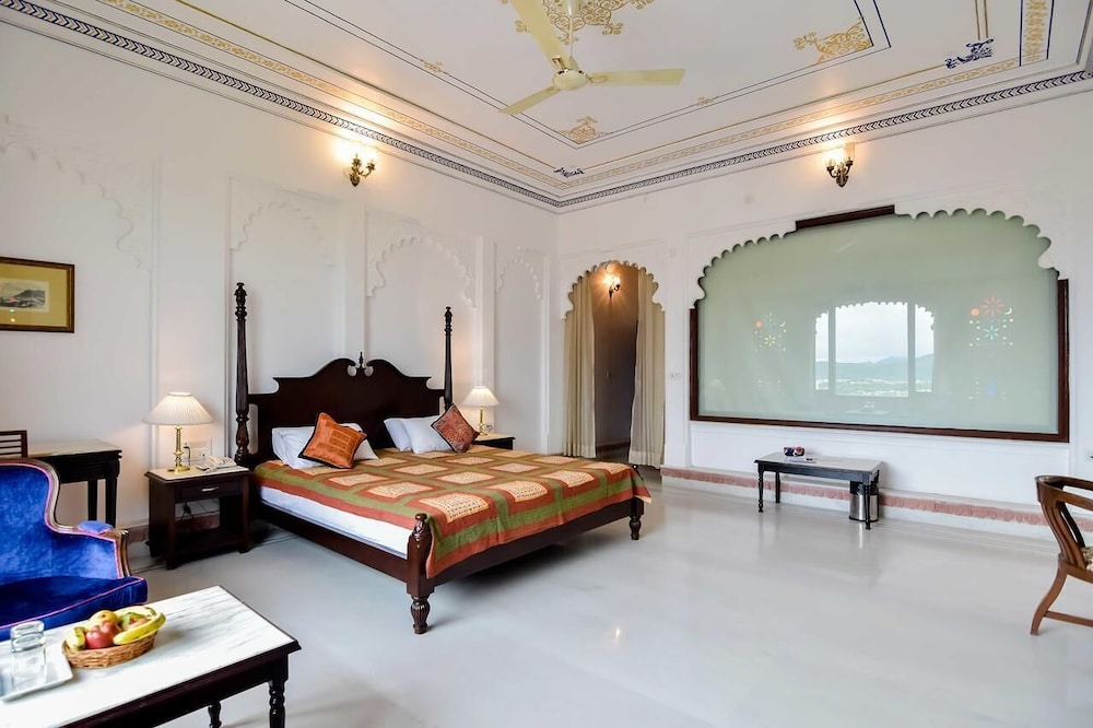 Raj Kuber Udaipur 12/33