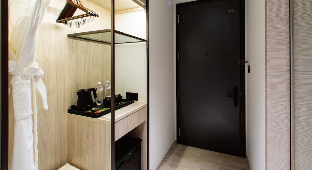 JSL hotel 16/70