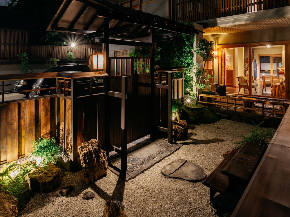 Mayu Bangkok Japanese Style Hotel 43/52
